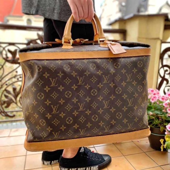 Louis Vuitton Handbags - Authentic Louis Vuitton cruiser 45 monogram travel collectors